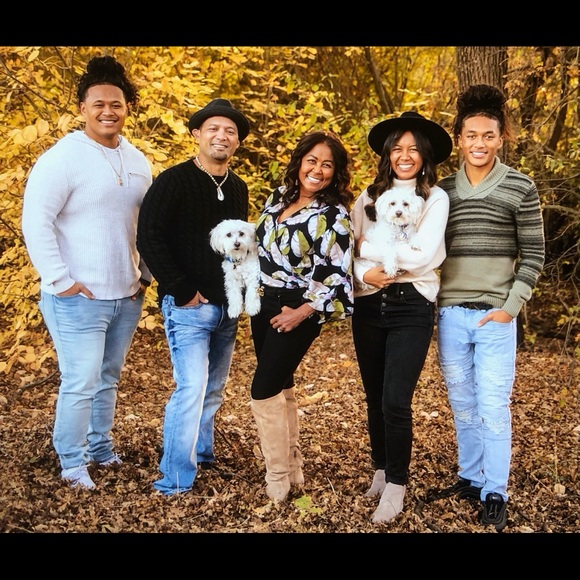 Meet your Posher, Joaquin - Picture 3 of 4